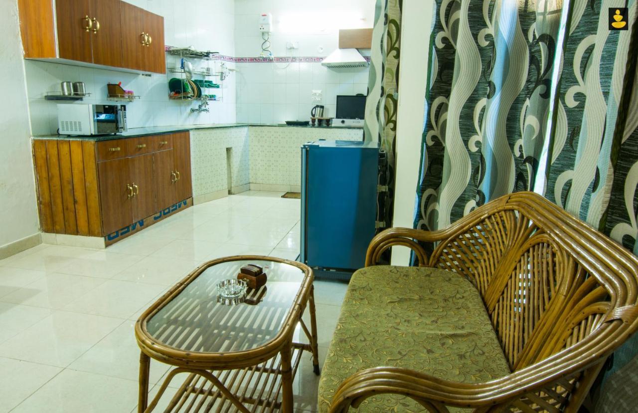 Livingstone 2Bhk Cozy Homestay In Kasauli Hills Esterno foto
